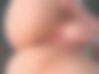Live cam show with EveFina - Anal Toys on Uber Horny