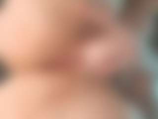 Live cam show with EveFina - Strip on Camsoda
