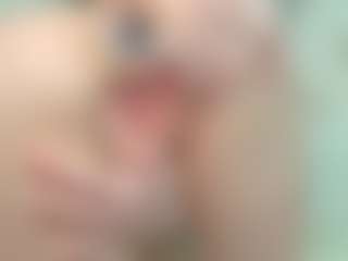 EveFina's Live Sex Cam Show