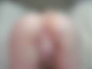 Live cam show with EveFina - Granny Dildo on 1on1-livenow