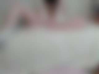 Live cam show with EveFina - Spy Granny on Camming Site