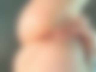 Live cam show with EveFina - Squirt on Dare Cams