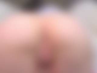 Live cam show with EveFina - Small Tits on Mixed Magazine Live