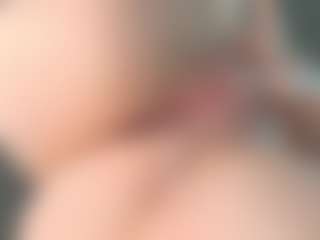 Live cam show with EveFina - Ebony Small Tits on CamClone