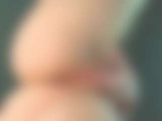 Live cam show with EveFina - Facial on Mixed Magazine Live