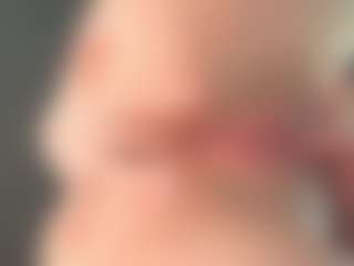EveFina's Live Sex Cam Show