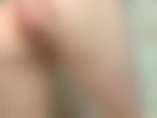 Live cam show with EveFina - Spy Granny on Camsoda