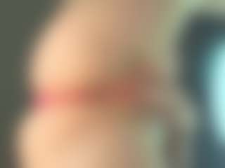 Live cam show with EveFina - Public Toys on Camsoda