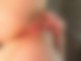 Live cam show with EveFina - Hairy Pussy on Camsoda