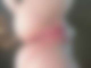 Live cam show with EveFina - Young Adult Teen (18+) on Camsoda