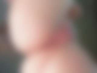 Live cam show with EveFina - Teen (18+) on Camsoda