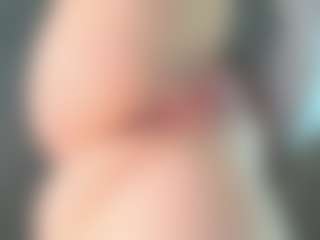 Live cam show with EveFina - Ebony Teen (18+) on ObeyMaria