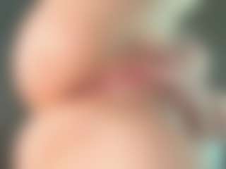 Live cam show with EveFina - Ebony Teen (18+) on Big Tits