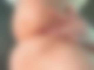Live cam show with EveFina - Big Tits on milfzrlive.com