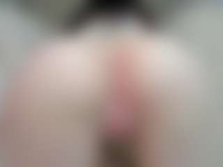 Live cam show with EveFina - Ebony Teen (18+) on AdultVida.com