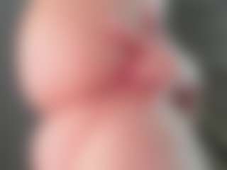 EveFina's Live Sex Cam Show