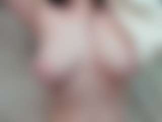 EveFina's Live Sex Cam Show