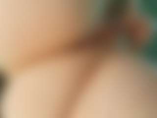 Live cam show with EveFina - Teen (18+) on Camsoda