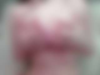 EveFina's Live Sex Cam Show
