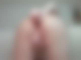 Live cam show with EveFina - Squirt on SquirtSoMuch