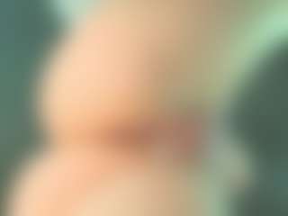 Live cam show with EveFina - Big Tits on CamwithHer