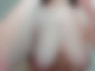 EveFina's Live Sex Cam Show