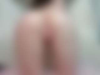 Live cam show with EveFina - Black Dildo on makecum.org