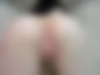 Live cam show with EveFina - Full Nudity on SmokeAndPoke