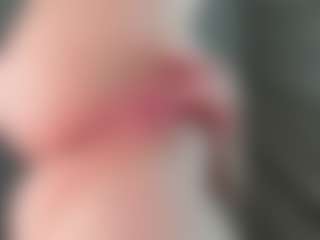 Live cam show with EveFina - Deepthroat on fuck-show.com