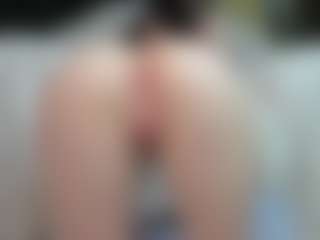 Live cam show with EveFina - Brown Eyes Ebony on CamClone