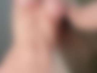 EveFina's Live Sex Cam Show