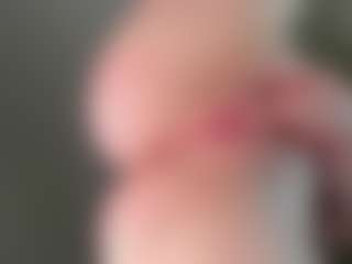 Live cam show with EveFina - Small Tits on Dare Cams