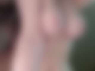 Live cam show with EveFina - Ebony Toys on Hubzter Live