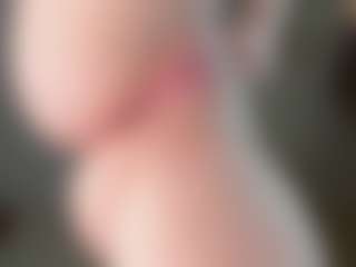Live cam show with EveFina - Brown Eyes Mature on https://playwithruby.com