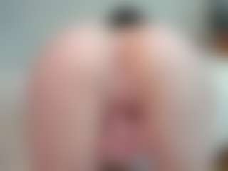 Live cam show with EveFina - Skinny Teen (18+) on LiveSexCams6