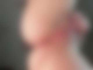 EveFina's Live Sex Cam Show