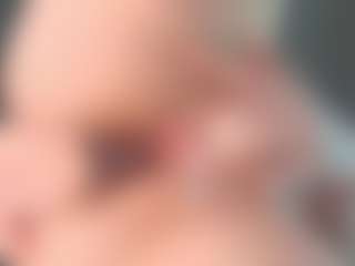 Live cam show with EveFina - Black Shaved Pussy on Camsoda | united states
