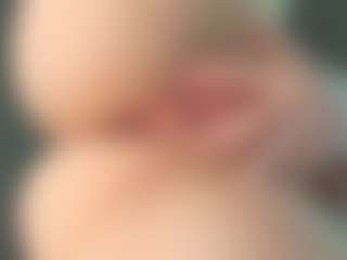 Live cam show with EveFina - Lovense Teen (18+) on live.xheat.ai