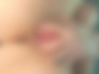 Live cam show with EveFina - Deepthroat on TeamSkeetLive