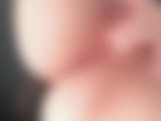 Live cam show with EveFina - Brown Eyes on Camsoda