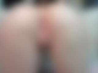Live cam show with EveFina - Trimmed Granny on CamSextacy