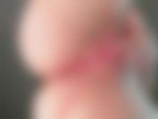 Live cam show with EveFina - Small Tits Young Adult on Dare Cams