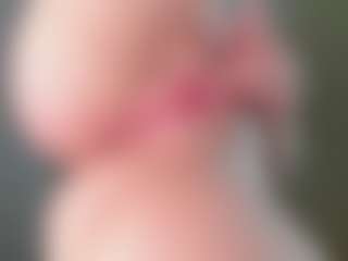 Live cam show with EveFina - Trimmed Granny on Camsoda