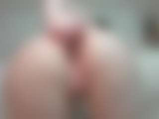 Live cam show with EveFina - Squirt Mature on madthumbs