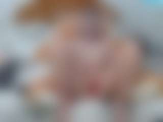 Live cam show with ishaRose - Nipple Piercings on AdultVida.com