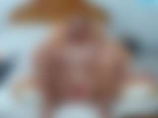 Live cam show with ishaRose - Butt Plug on camwithhim.com