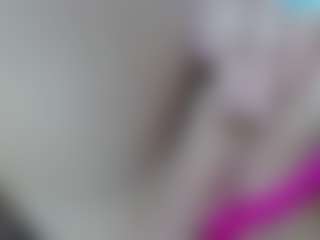 Live cam show with ishaRose - Nipple Piercings on Uber Horny