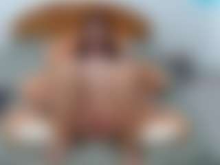 ishaRose's Live Sex Cam Show