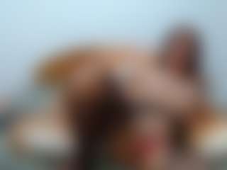 Live cam show with ishaRose - Brown Hair MILF on Camsoda