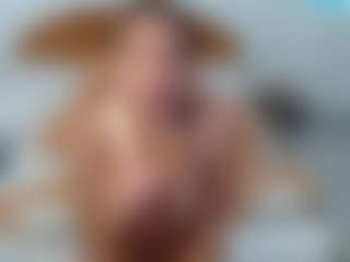 Live cam show with ishaRose - Brown Hair on SpankPalCams